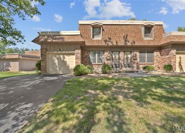Property at 2417 Charente Dr, Maryland Heights, MO 63043, 2 beds, 1.5 baths