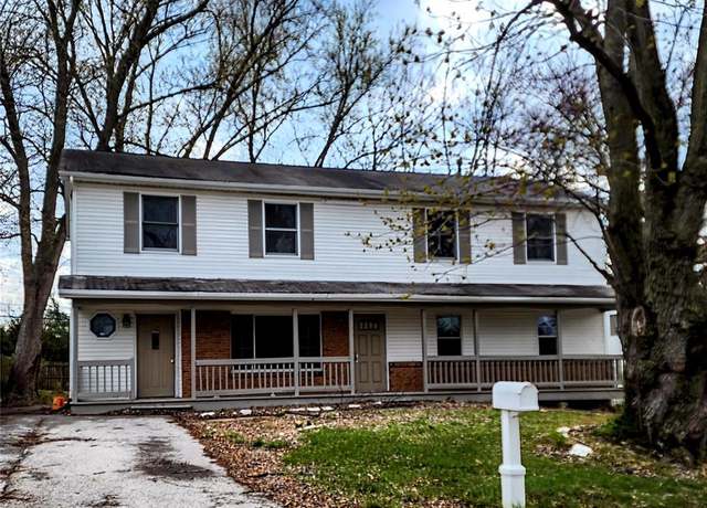 Property at 1414 Reale Ave, St Louis, MO 63138, 5 beds, 2.5 baths