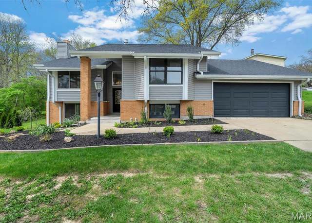 Property at 15261 Springrun Dr, Chesterfield, MO 63017, 5 beds, 3 baths