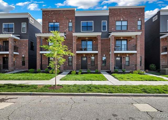Property at 5014 Daggett Ave, St Louis, MO 63110, 2 beds, 1.5 baths