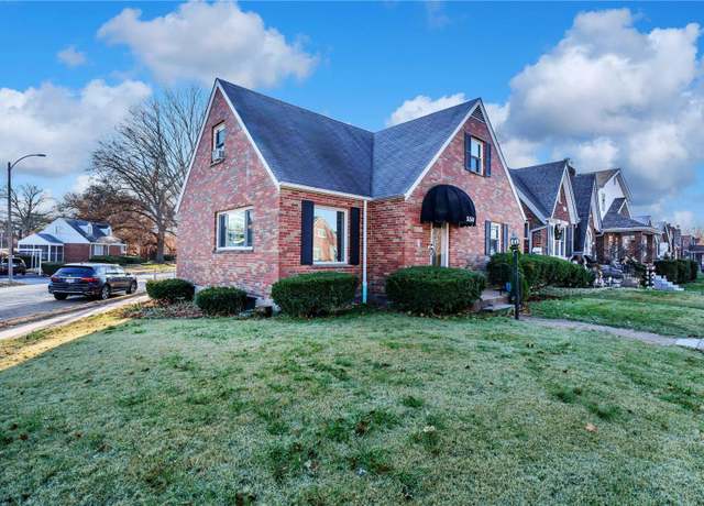 Property at 5504 Murdoch Ave, St Louis, MO 63109, 5 beds, 2.5 baths