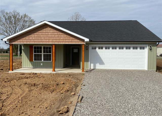 Property at 6 Powers Ln, Sikeston, MO 63801, 3 beds, 2 baths