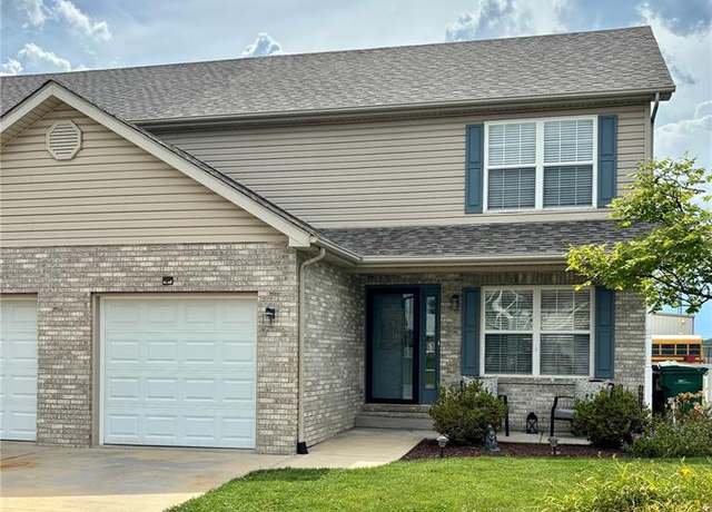 Property at 227 Alamosa Dr, Freeburg, IL 62243, 3 beds, 2.5 baths