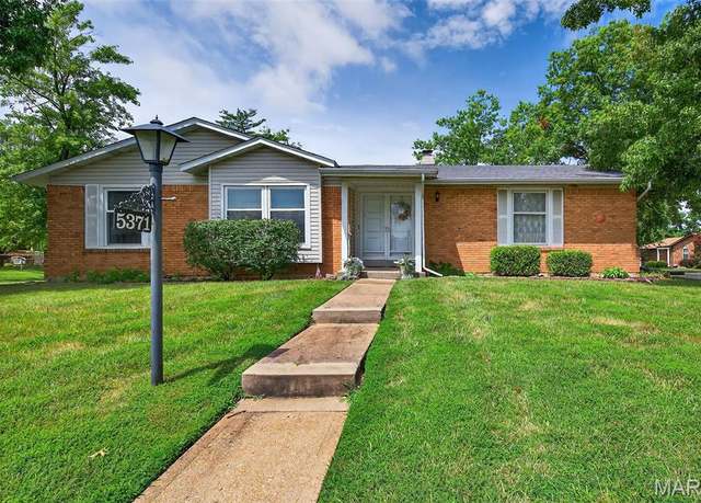 Property at 5371 Stonehurst Dr, St Louis, MO 63129, 3 beds, 2 baths