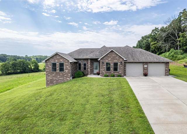 Property at 3510 Christian Rdg, Jefferson City, MO 65101, 4 beds, 3 baths
