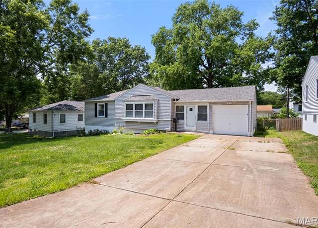 Property at 9553 Erie Dr, Affton, MO 63123, 2 beds, 1 bath