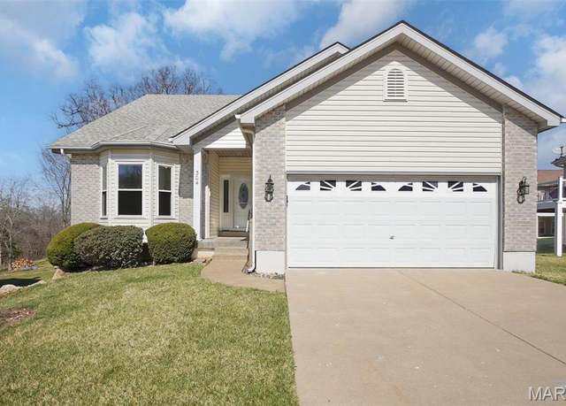 Property at 304 Spotted Fawn, Wentzville, MO 63385, 3 beds, 3 baths