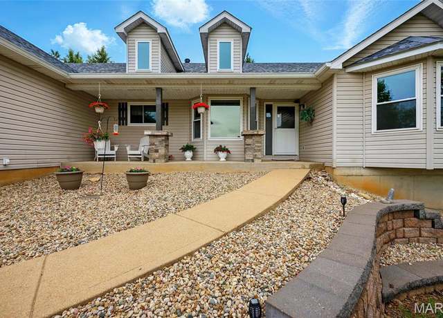Property at 3535 Heather Rd, Festus, MO 63028, 5 beds, 3 baths