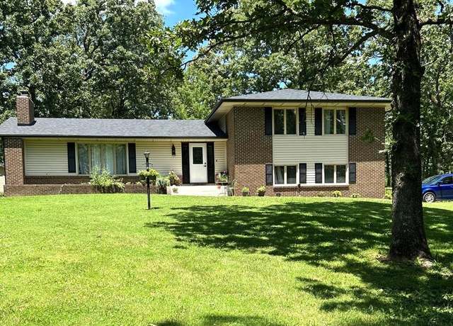 Property at 20193 SW Oakwood Dr, Lebanon, MO 65536, 4 beds, 2.5 baths
