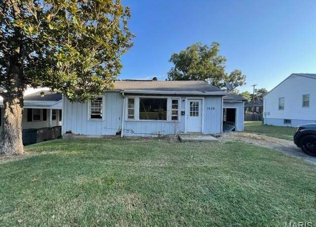 Property at 1806 William Ave, Cape Girardeau, MO 63703, 2 beds, 1 bath