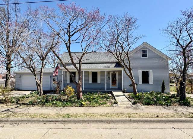 Property at 107 S Jackson St, Perryville, MO 63775, 3 beds, 2 baths