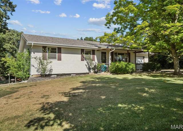 Property at 863 Emge Rd, O'fallon, MO 63366, 3 beds, 2 baths