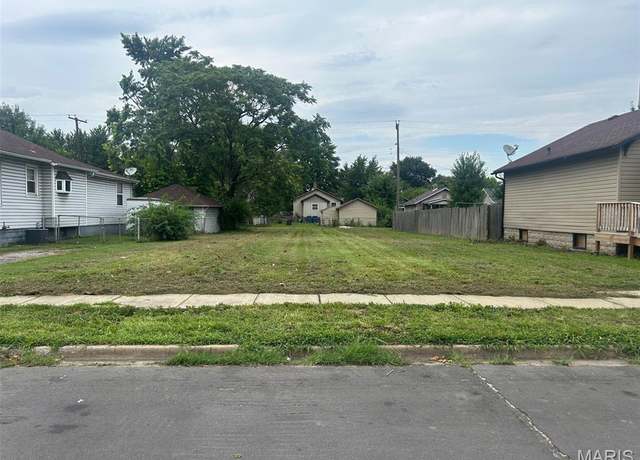 Property at 2531 E 25th St, Granite City, IL 62040