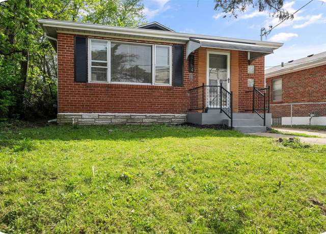 Property at 4164 Bingham Ave, St Louis, MO 63116, 2 beds, 1 bath