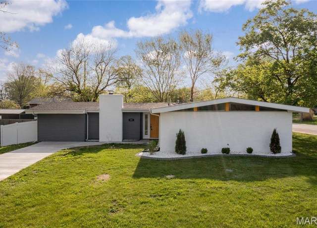 Property at 105 Lowell Ct, Shiloh, IL 62269, 4 beds, 2 baths