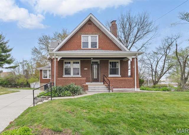 Property at 3836 Raymond Ave, Bridgeton, MO 63044, 3 beds, 3 baths