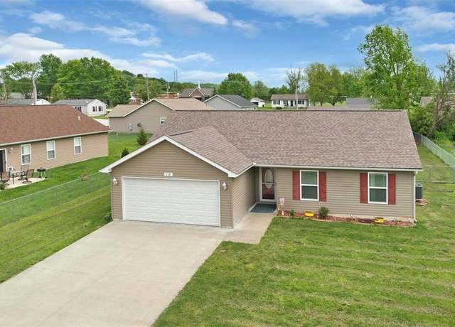 Property at 114 Hogan Ave, Pacific, MO 63069, 3 beds, 2 baths