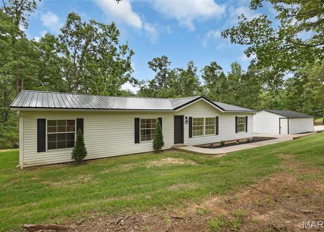 Property at 222 Timberland Dr, Warrenton, MO 63383, 3 beds, 2 baths