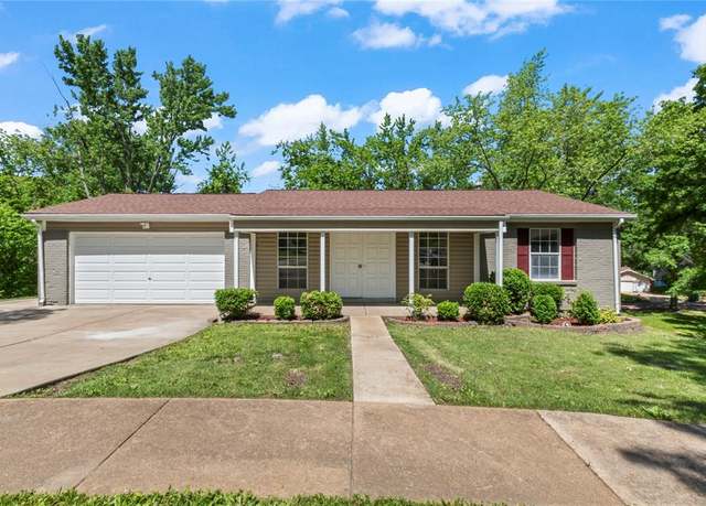 Property at 6995 Candlewick Way, Florissant, MO 63033, 4 beds, 2.5 baths