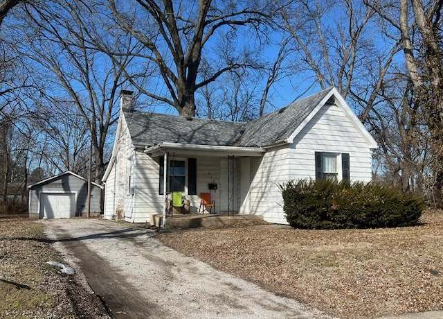 Property at 627 S 19th St, Belleville, IL 62226, 2 beds, 1 bath