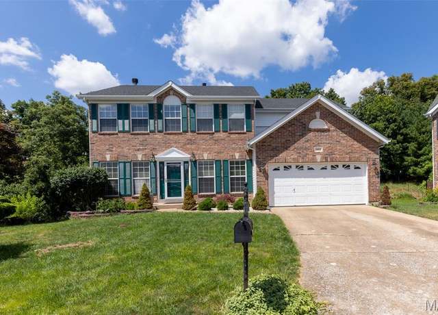 Property at 602 Whispering Willows Ct, Ballwin, MO 63021, 4 beds, 4.5 baths