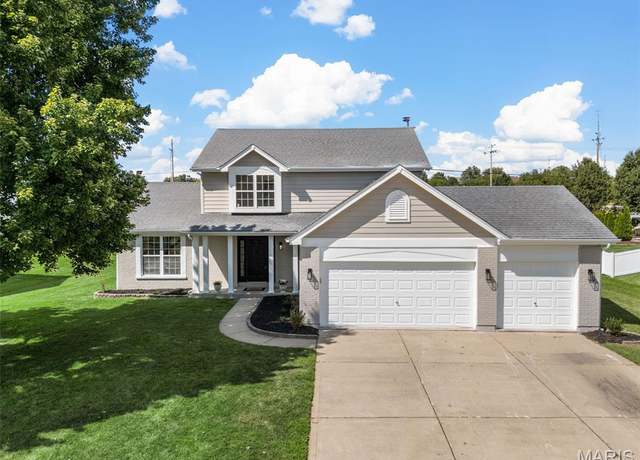 Property at 7382 Pierside Dr, O'fallon, MO 63368, 4 beds, 2.5 baths