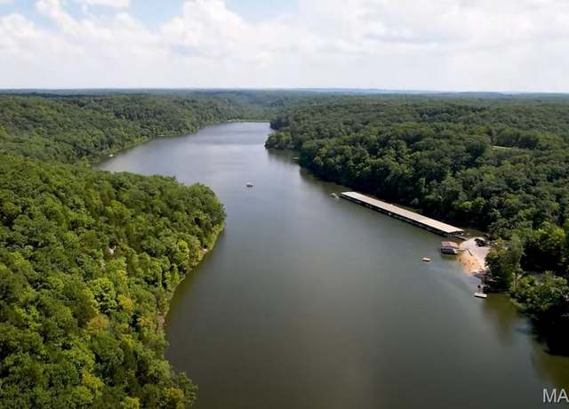 Property at 449 Stones Throw Ct, Defiance, MO 63341