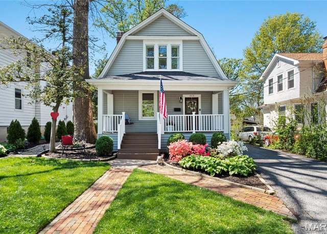 Property at 413 Fairlawn Ave, Webster Groves, MO 63119, 3 beds, 2 baths