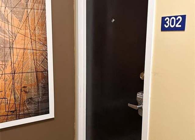 Property at 210 N 17th St #302, St Louis, MO 63103, 2 beds, 1 bath