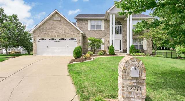 Photo of 241 E Governor Pl, St Charles, MO 63301