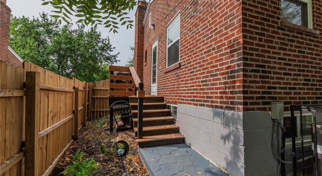 Photo of 1090 Wilshire Ave, University City, MO 63130