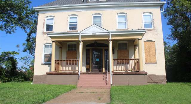 Photo of 1711 N N Taylor Ave, Saint Louis, MO 63113