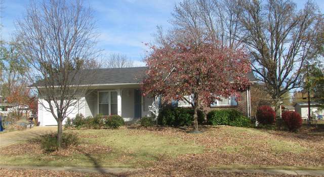 Photo of 1375 Flordawn Dr, Florissant, MO 63031