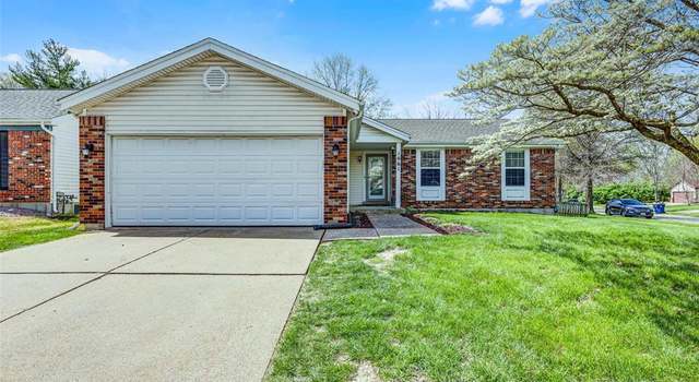 Photo of 1061 Patience Dr, Florissant, MO 63034