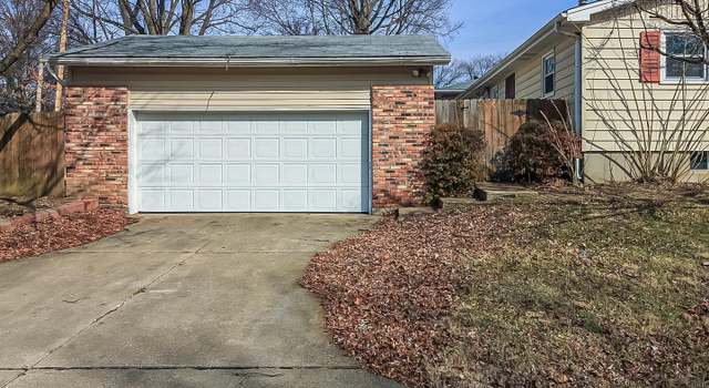 Photo of 213 S Pam Ave, St Charles, MO 63301