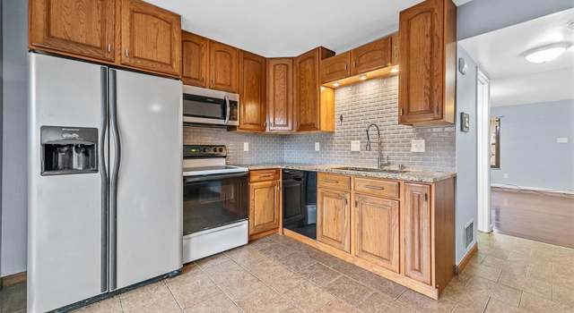 Photo of 4206 Eiffel Dr, St Louis, MO 63125