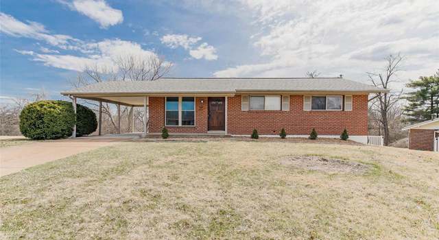 Photo of 800 Rinzetta Dr, St Louis, MO 63129