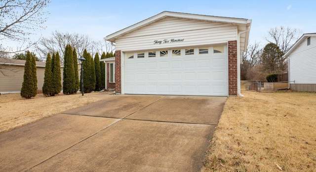 Photo of 3200 Greenway Chase, Florissant, MO 63031