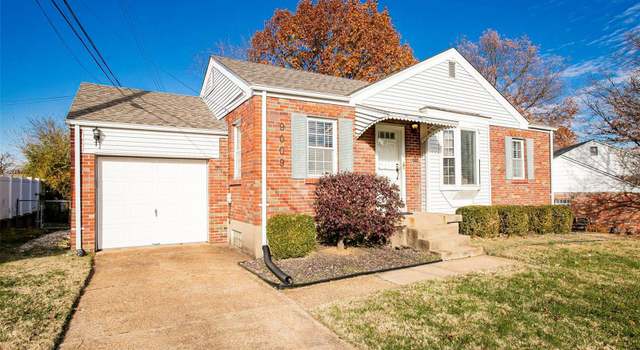 Photo of 9009 Blackpool Dr, St Louis, MO 63123