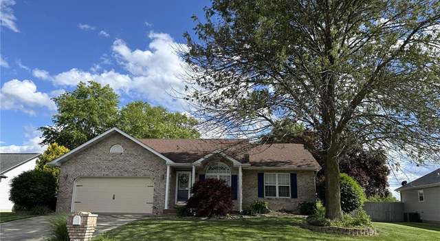 Photo of 113 Fairway Dr, Maryville, IL 62062