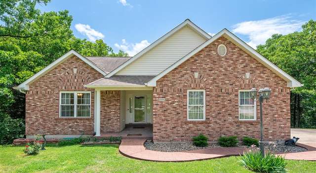 Photo of 886 Stone Gate Dr, De Soto, MO 63020