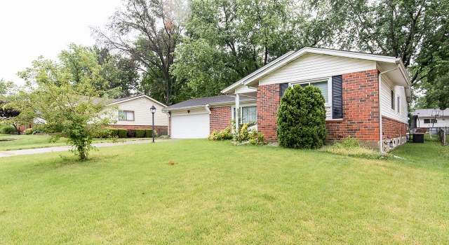 Photo of 2170 Wedgwood Dr, Florissant, MO 63033