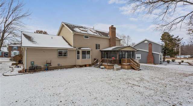 Photo of 10 Carriage Way E, St Peters, MO 63376