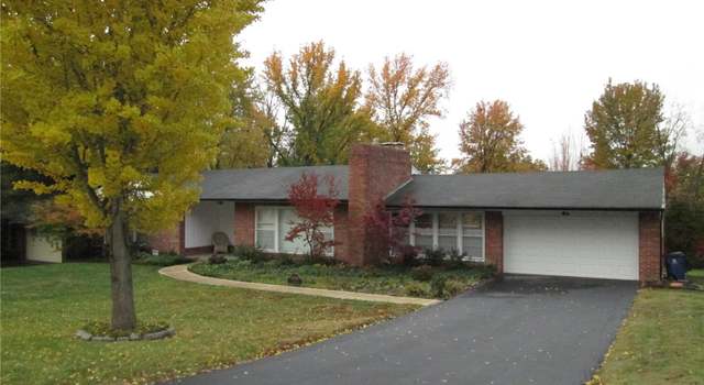 Photo of 10046 Lakeshire Dr, St Louis, MO 63123