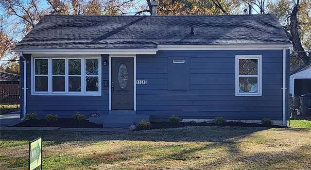 Photo of 11240 Saint Clement Ln, St Ann, MO 63074