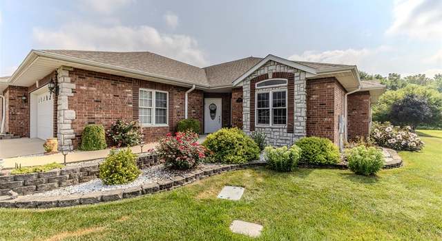 Photo of 1326 Dara Dr, Lebanon, MO 65536