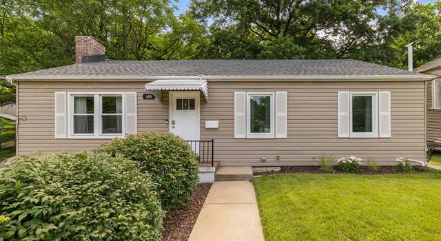 Photo of 608 N Laclede Station Rd, Webster Groves, MO 63119