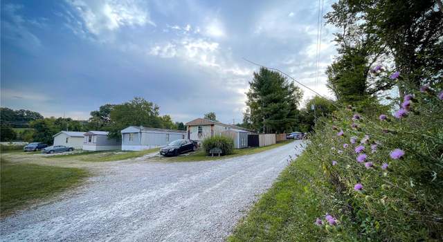 Photo of 2465 Crosstrails Ct, Bloomsdale, MO 63627
