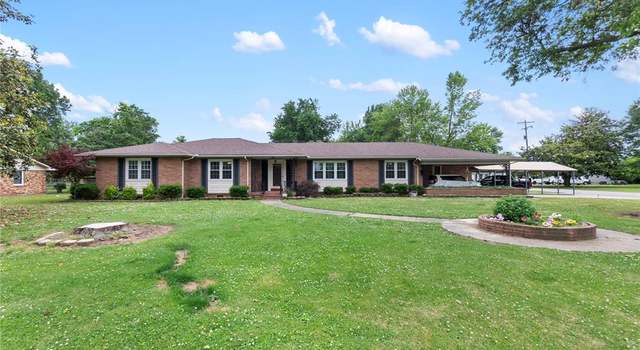 Photo of 102 E Charlotte, Lilbourn, MO 63862