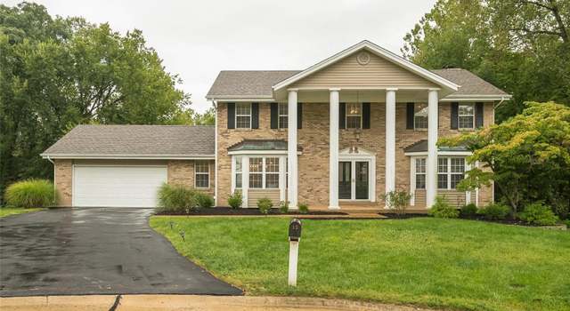 Photo of 15 Hancock Ct, St Charles, MO 63303